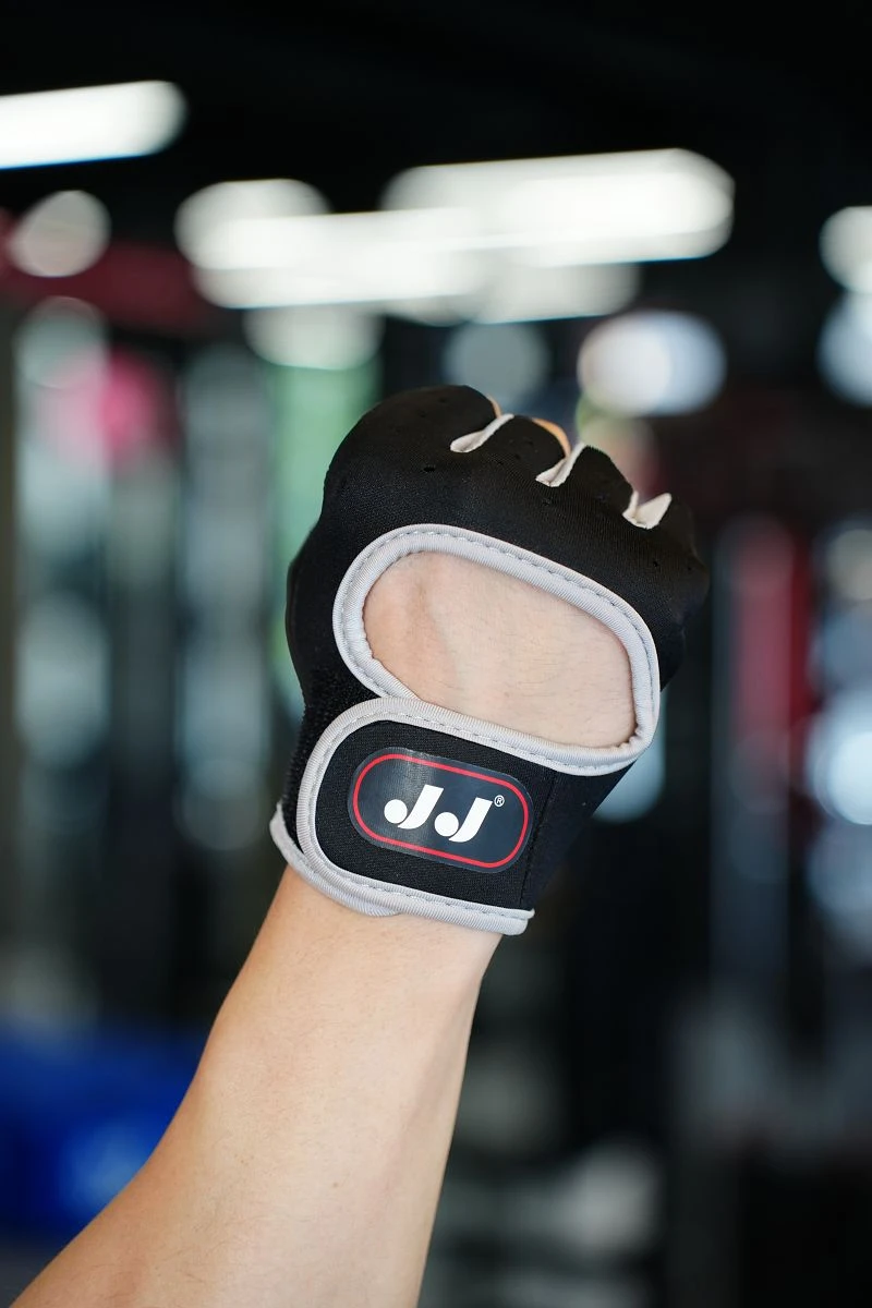 Breathable Weightlifting Gloves manufacturers